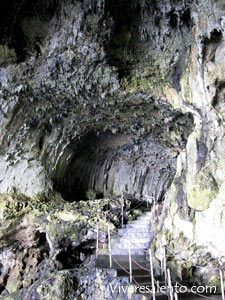 Der Grotteneingang der Zinzulusa