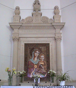 Der  Altar der "Madonna di Costantinopoli"