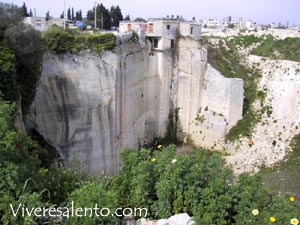 Ein Steinbruch  von "Stein aus Lecce" 