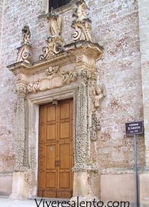 Portail de l'Église Paroissiale de San Leucio  
