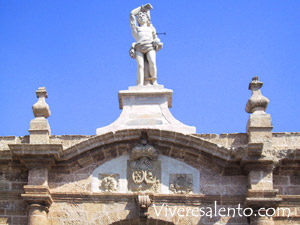 Ein Detail des "San Sebastiano" - Tors