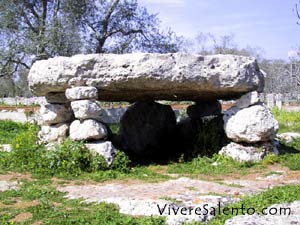 "Li scusi" Dolmen