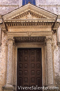 Das Portal der Mutterkirche
