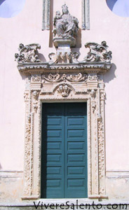 Das Portal der Kirche "Santa Maria delle Grazie"