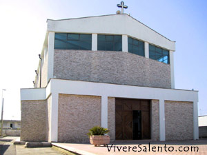 Die moderne Pfarrkirche 