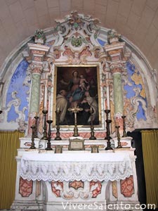Der Altar der Kapelle "Madonna del Carmine"