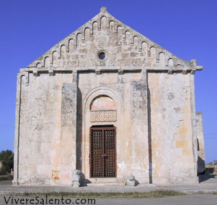 Die Kirche "Santa Maria d'Aurio"